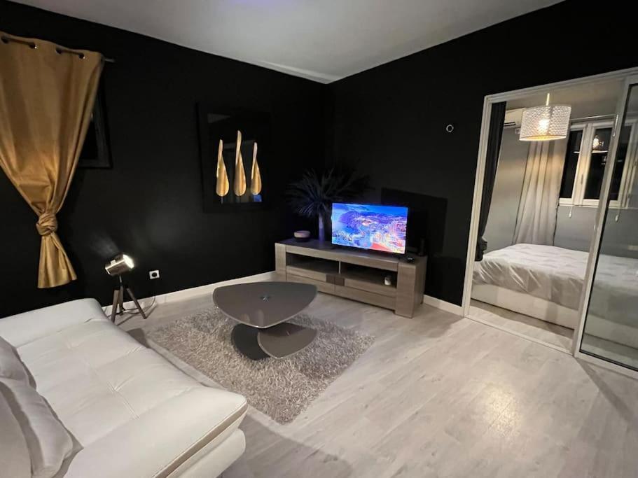 Destination Confidentielle Apartman Clermont-Ferrand Kültér fotó